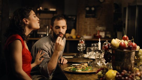 Супруг доставил оральное наслаждение любимой жене