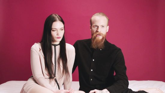 Секс психолог мастурбирует на видео клиентов