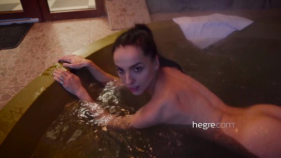 Оля из Украины покажет свою страсть на просторах Карпатских гор