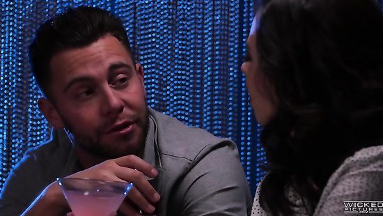 Вечер с сотрудницей это 100% перепихон