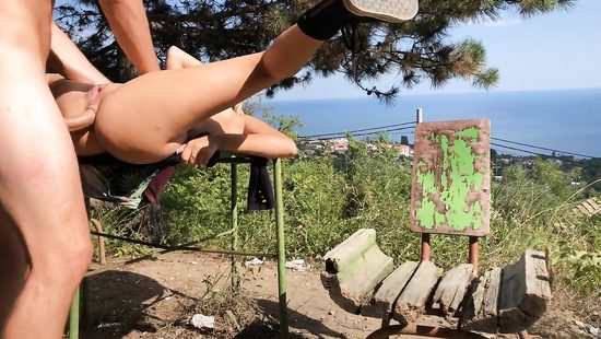 Слишком клевое место, чтобы не потрахаться