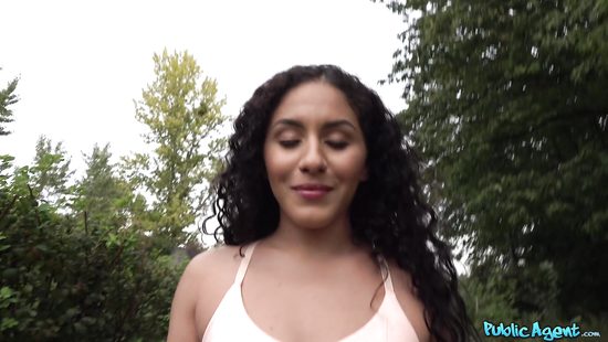 Чувак даже подумать не мог, что запикапил знаменитую фитнес модель