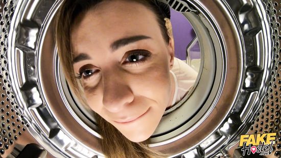 Застрявшая соседка получила по заслугам за игры с соблазном