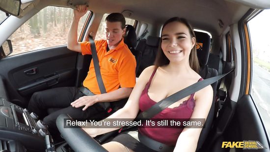 Сисек оказалось мало, пришлось сосать на сдачу