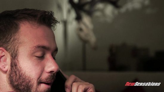 Жена пришла к мужу в прозрачном белье и получила трах