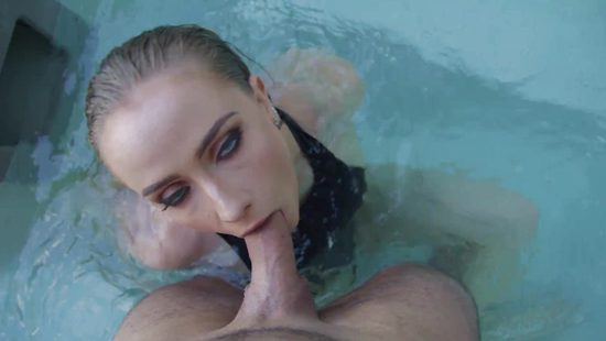 В джакузи и мысли становятся сладкими