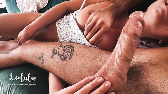 Лулу слишком большая любительница будить минетами