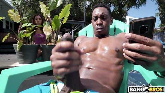 Соседский член всегда придет на помощь