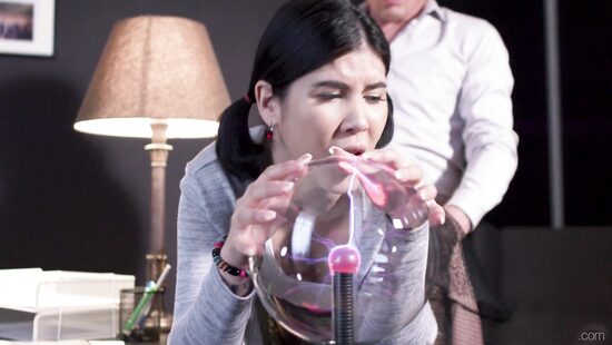 Старый добрый вариант получить диплом