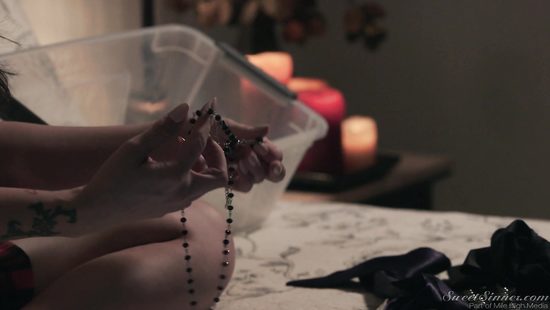 Престарелый бизнесмен подверг милую студентку бдсм наслаждениям