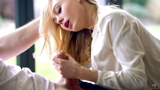 Идеальная жена устроила любимому сексуальный сюрприз