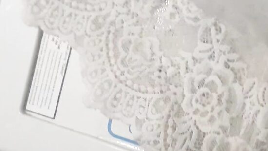 Дрочит на трусики мамы