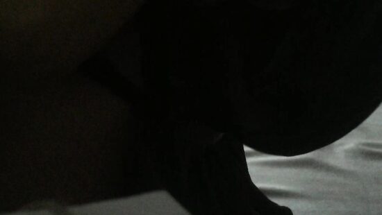 Юля кончает.