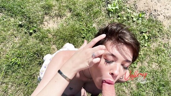 Течет река Волга