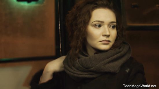 Познакомилась в трамвае с симпатичным парнем и пригласила его на секс