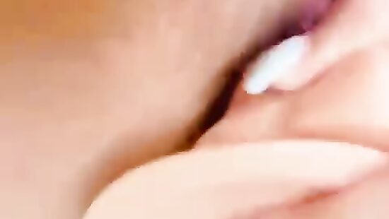 Всаживаю в себя 19 сантиметром