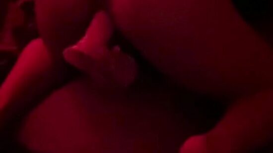 Трахаю себя раков в киску