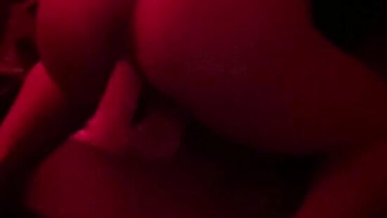 Трахаю себя раков в киску