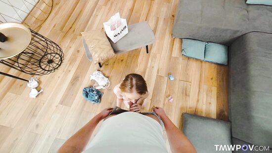 Голодная и возбужденная