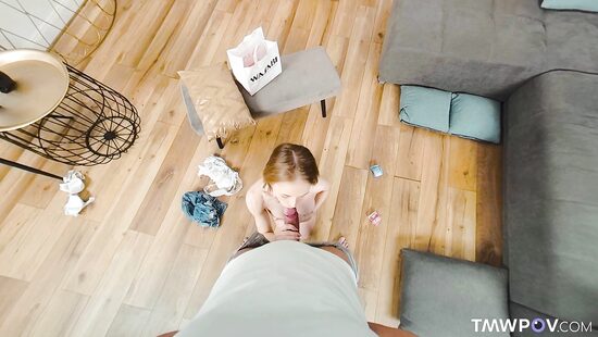 Голодная и возбужденная