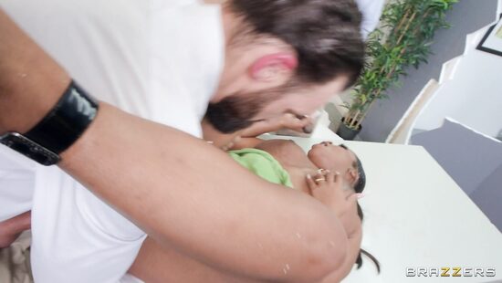 Большая распродажа