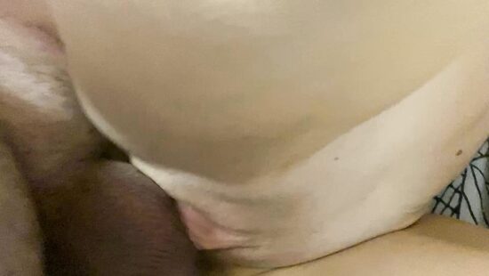 Катя бочком