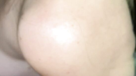 Катя на прихожей