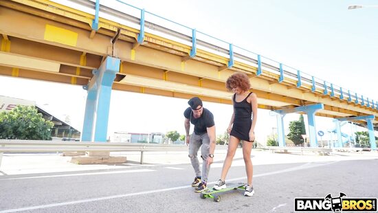 К анальным развлечениям на лонгборде