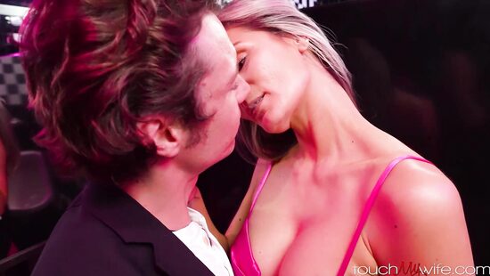 Приключение в клубе