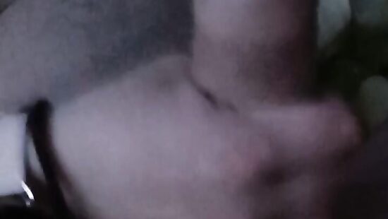 Дрочу парню его член!