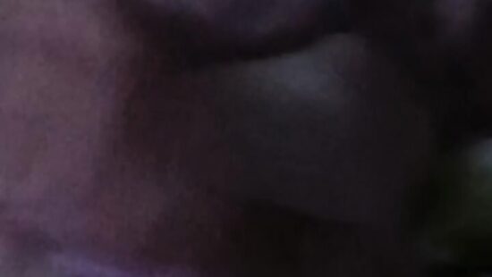 Дрочу парню его член!