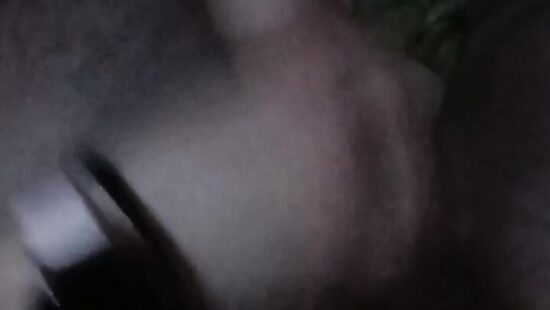 Дрочу парню его член!