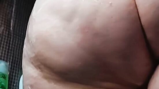 Хватит за мной подглядывать в душе!!! Лучше напиши мне в Telegram!!!