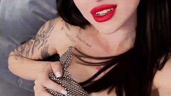 Горячий танец 18+