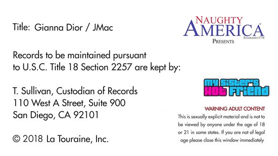 Лысый отчим большим членом решил отучить падчерицу от мастурбации