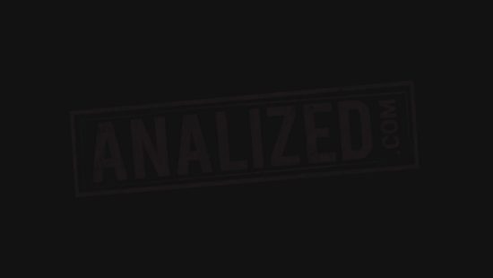 Мечтает стать проституткой и согласилась на анал с огромным негром