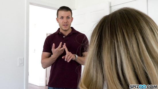 Сняла комнату и первым делом запрыгнула на член симпатичного соседа