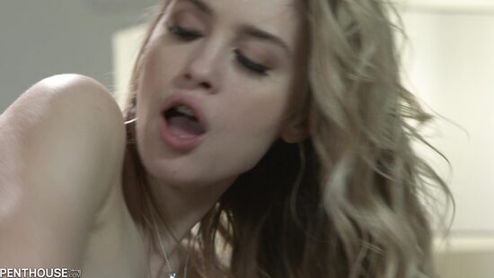 Молодая нянечка Анастейша Найт