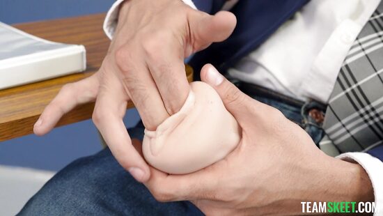 Волшебная киска из зоны риска