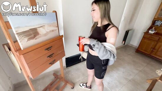 Николь забыла, как делать минет