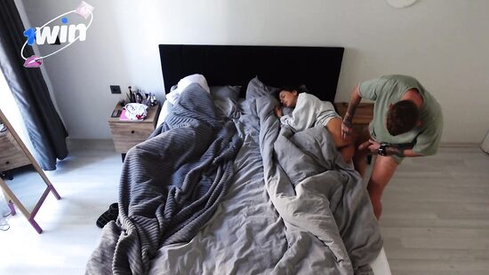 Что взять с бати куколда? Мачеху!