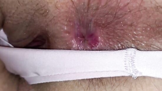 Попка жены друга.пока  Спит