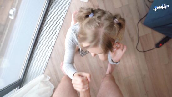 Странные виды на сводную сестру