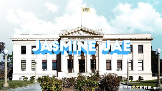 Охранник членом проверяет задницу на наличие запрещённых предметов