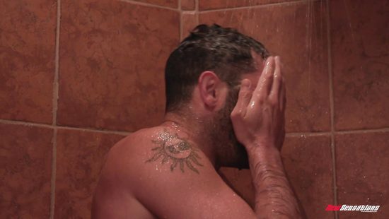 Мимоходом увидела здоровый член соседа и теперь не может без него прожить