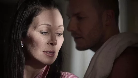 Porno qizlar bakalavr ziyofatiga yigit sotib oldi Porno filmda Liza Kutuzova