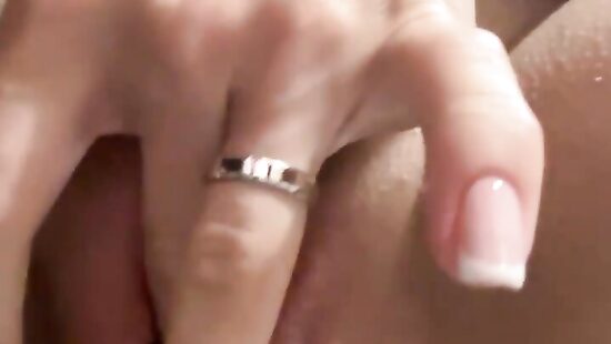 Киска жены крупным планом