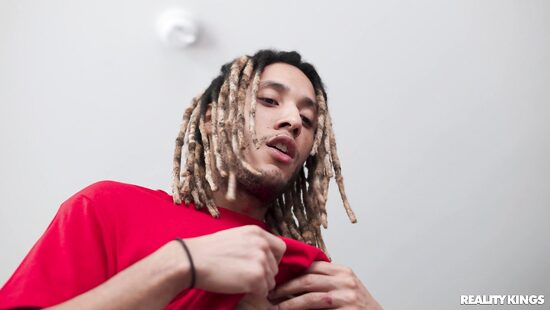 И ты это называешь членом?