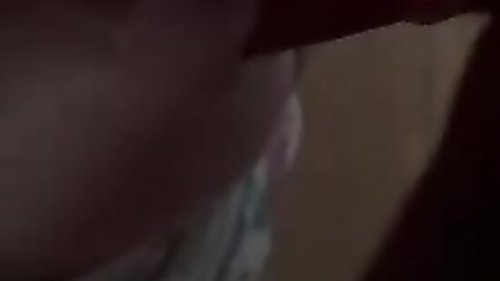 Даю в ротик подружане брата