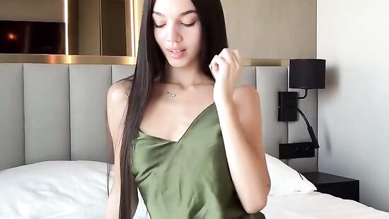 Молода и прекрасна!